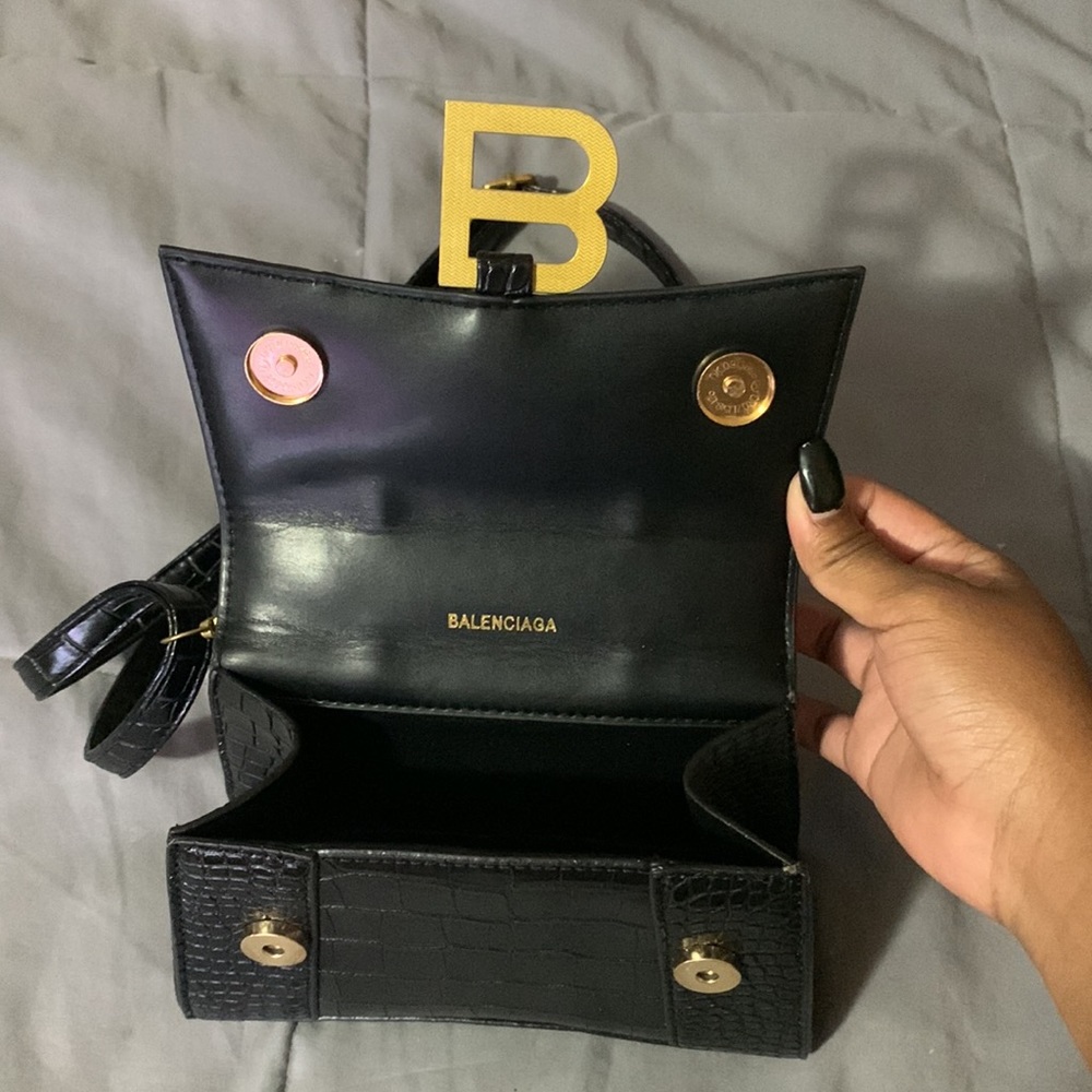 Little black Balenciaga Purse - Picture 3 of 3